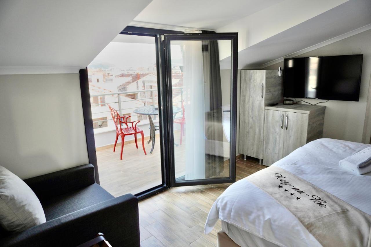 Reynabe Boutique Hotel Dikili Eksteriør billede